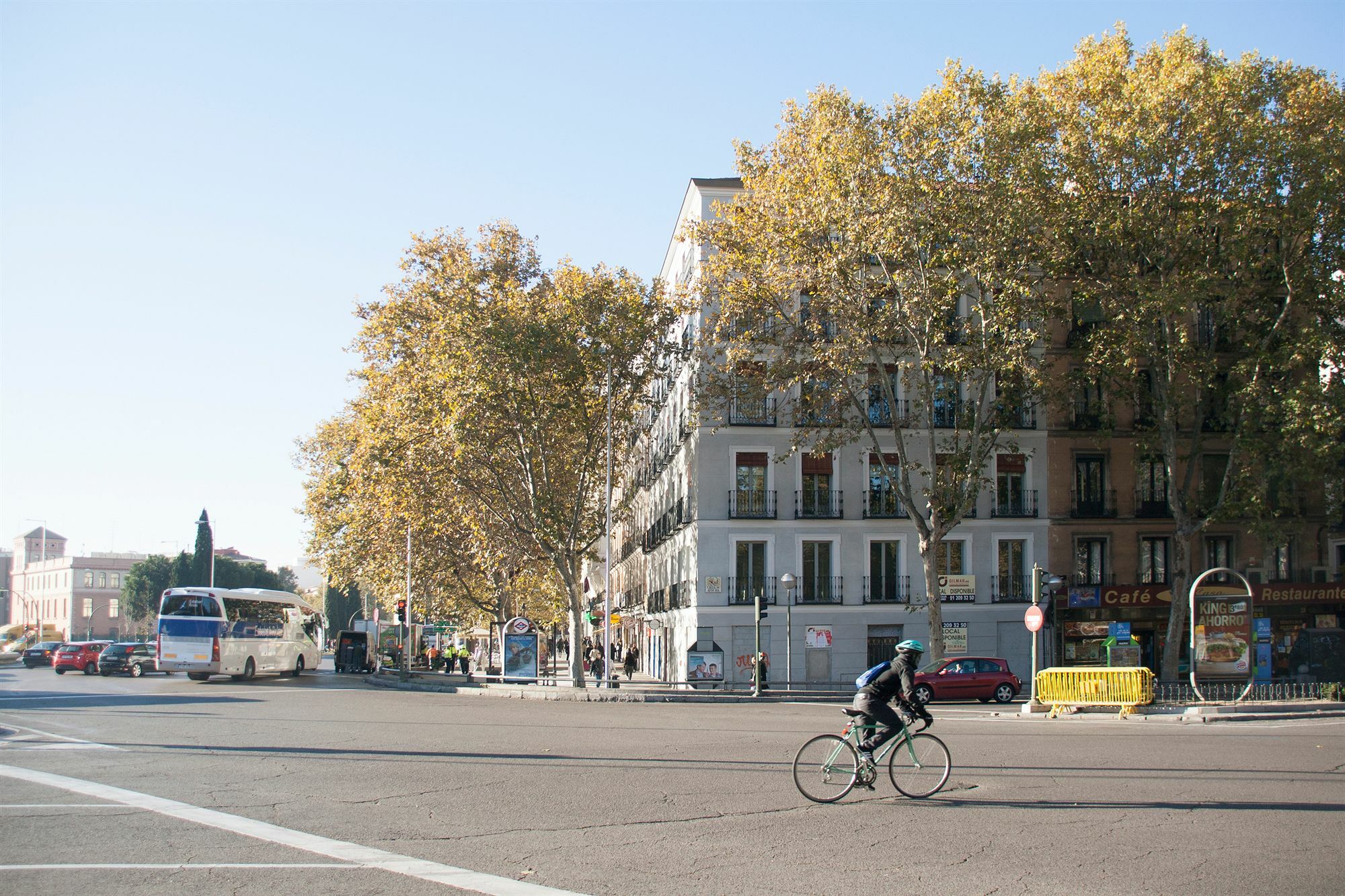 城市住宿60露台酒店 马德里 外观 照片